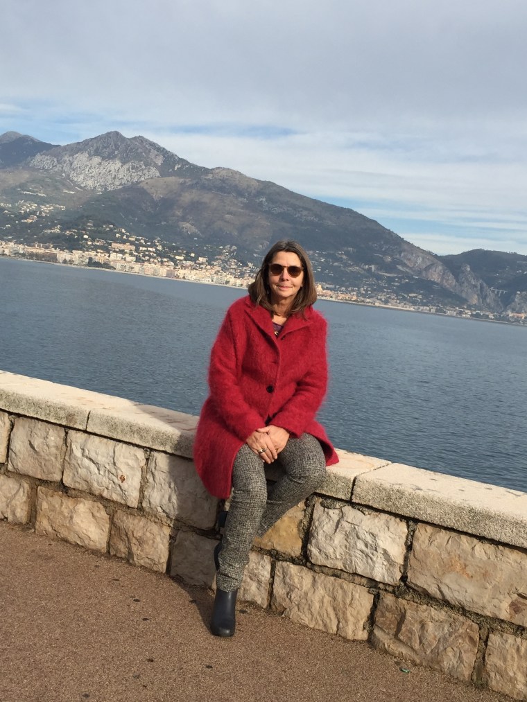 4CEE22C8-F8C0-4C3B-AEDF-5FE11E24C471